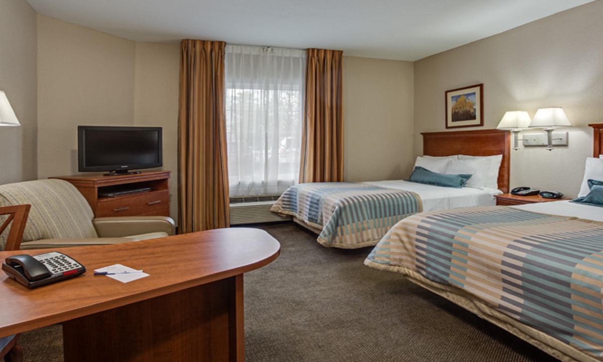 Edgewood Hotel | Candlewood Suites Fort Lauderdale Airport-Cruise, an Ihg Hotel