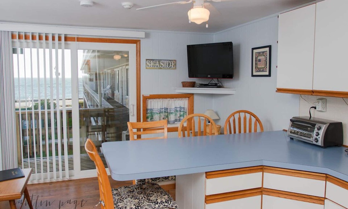 Dennis Port Condo | Cape Cod Oceanside Condo across from beach!