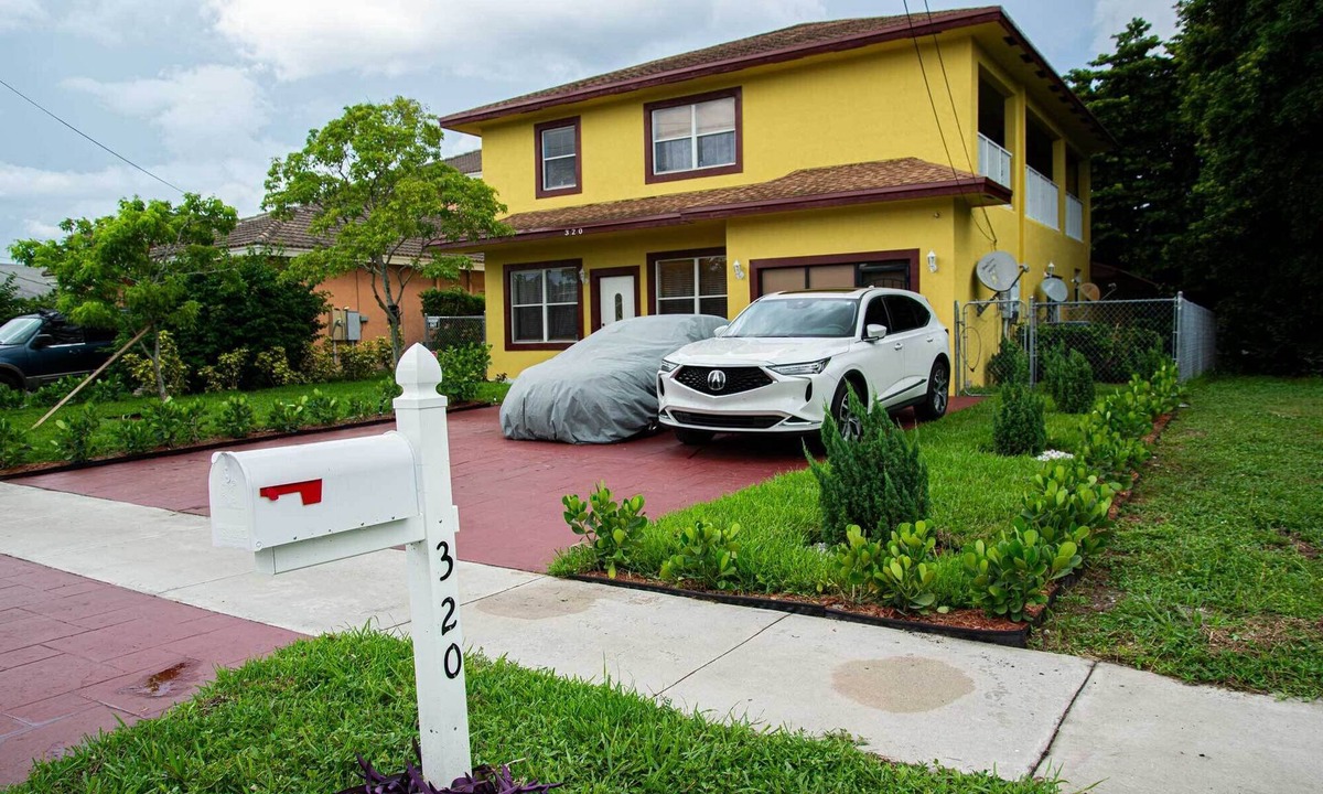 Deerfield Beach Apartment | Caribbean Cove of Deerfield Beach