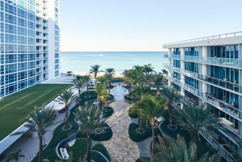 North Beach Hotel | Carillon Miami Wellness Resort