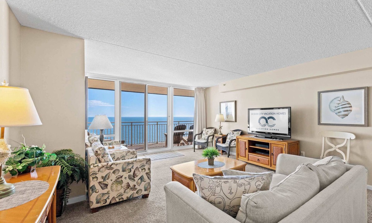 North Ocean City Condo | Carousel 2202 | Pools, Ice Rink, Arcade, Gym!