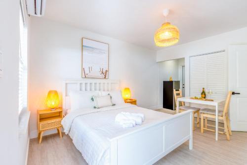 East Little Havana Hotel | Casa Agave Miami Private Studios in Little Havana