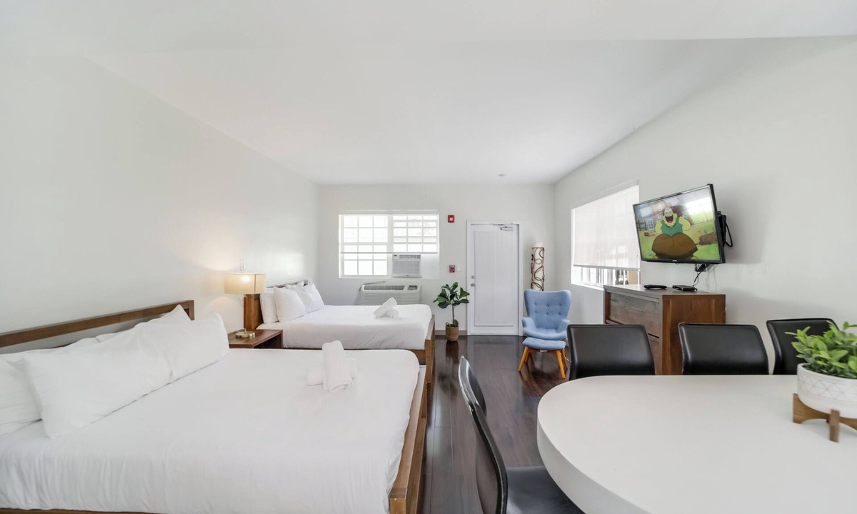 South Pointe Apartment | Casa Colaretta By At Mine Hospitality
