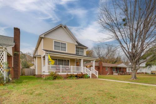 Portsmouth House | Centrally Located Hampton Roads Home w/Game Room!