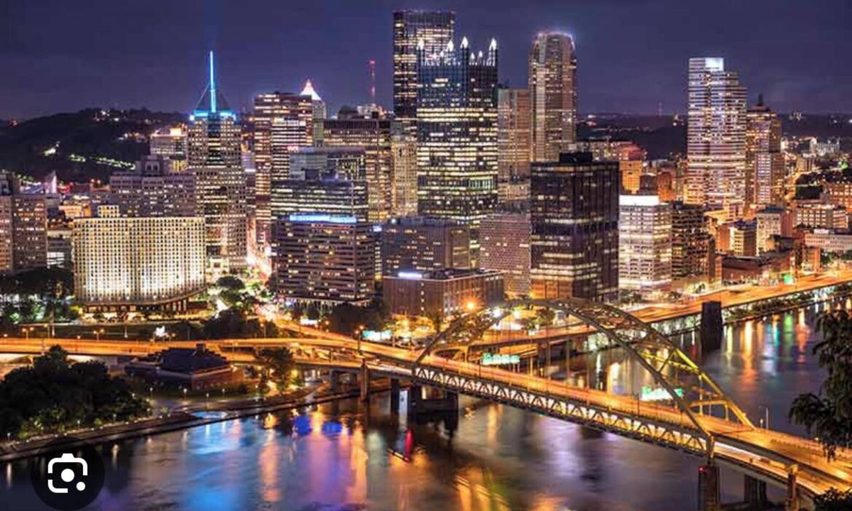 Downtown Pittsburgh Apartment | Charming 1-bedroom apartment in delightful Pittsburgh with WiFi, fitness room