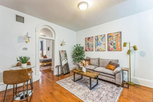 Center City West Apartment | Charming 1BR in Center City that Sleeps 4 with Fast WiFi