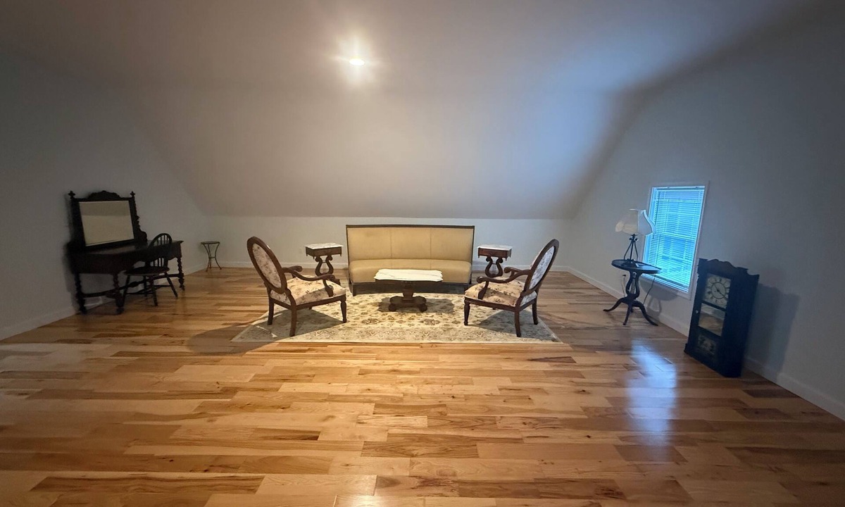 Piney Mountain House | Charming 2-bedroom barndominium in historic Appomattox Virginia.