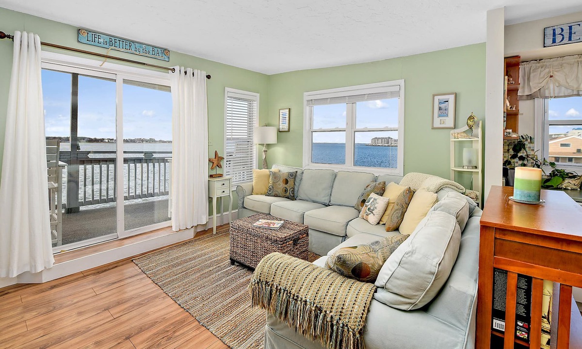 Ocean City Condo | Charming 2BR 2BA Direct Bayfront Unit. Enjoy the Best Fishing & Sunsets here.