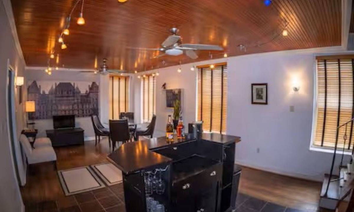 Albany House | Charming 3-bedroom house near Empire State Plaza
