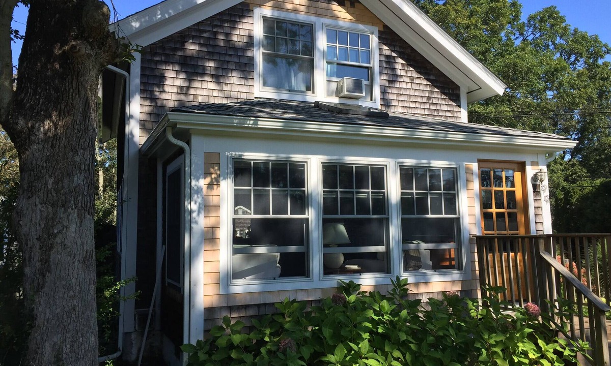 Tisbury House | Charming, Clean And Well Maintained Home Walking Distance To Town And Beach