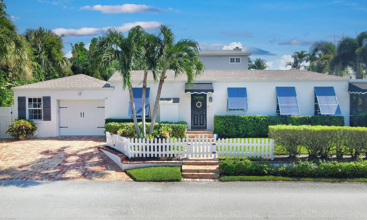 Delray Beach House | Charming Delray Beach Cottage - 1 blk to beach and Atlantic Ave!; Pet-friendly!