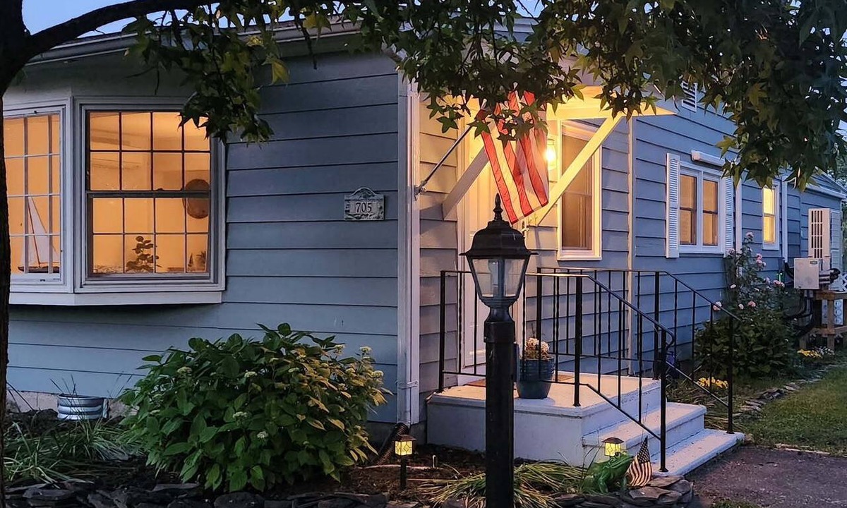 Oxford House | Charming House in Oxford, MD