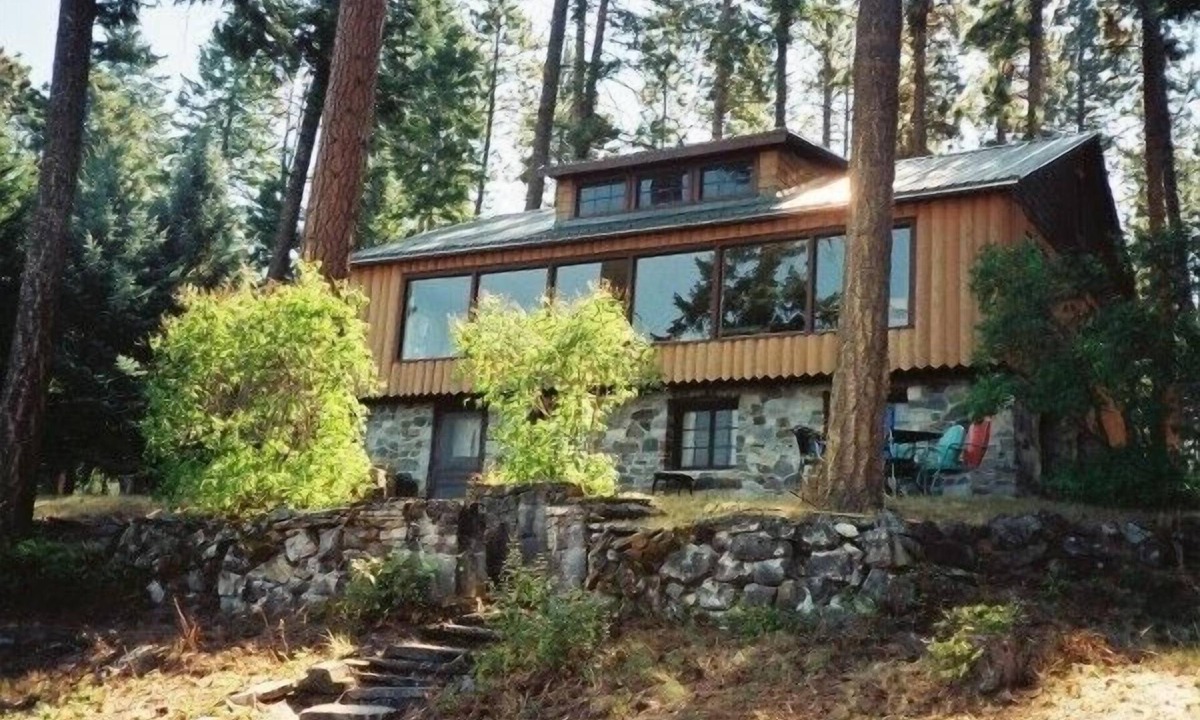 Big Arm House | Charming Lake Front Home with Deck, Dock, Beach and Spectacular Views