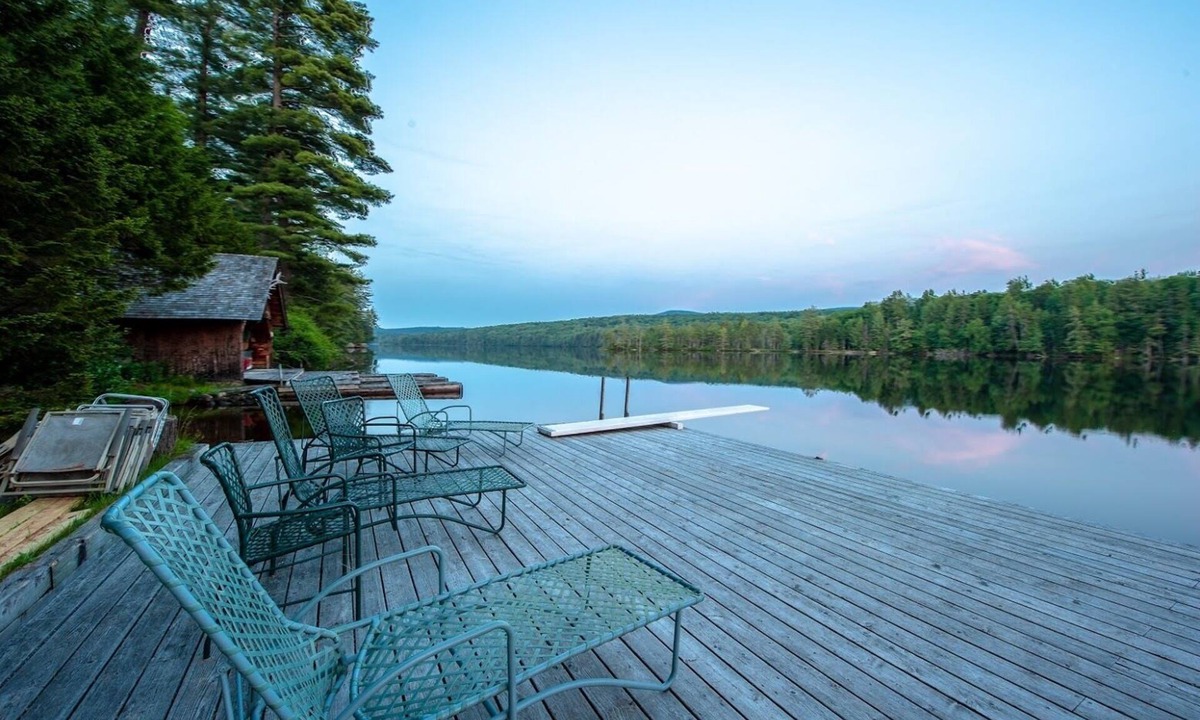 Blue Mountain Lake Cabin | Charming Lakefront Cabin - R