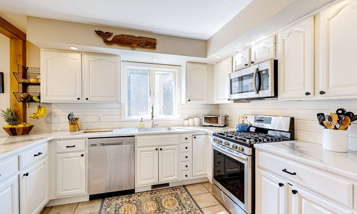 West Tisbury House | Charming tree-lined home with outdoor games, firepit, grill, W/D, & AC