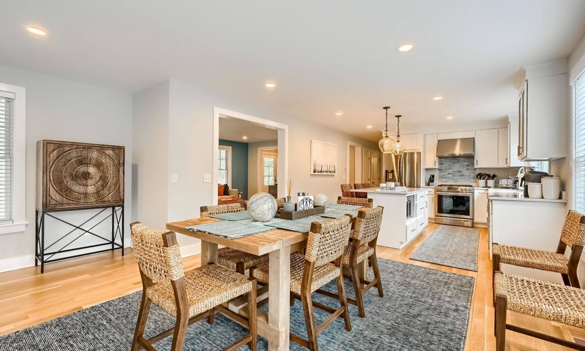 West Chatham House | Chatham Luxury Retreat—Porch, Art & Family Fun