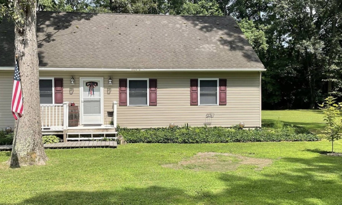 Salisbury House | Cheerful, quiet 5 bedroom home