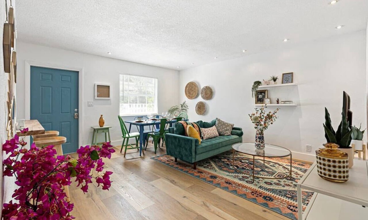 Sailboat Bend Condo | Chic Condo w/Patio, Near Fort Lauderdale Hotspots