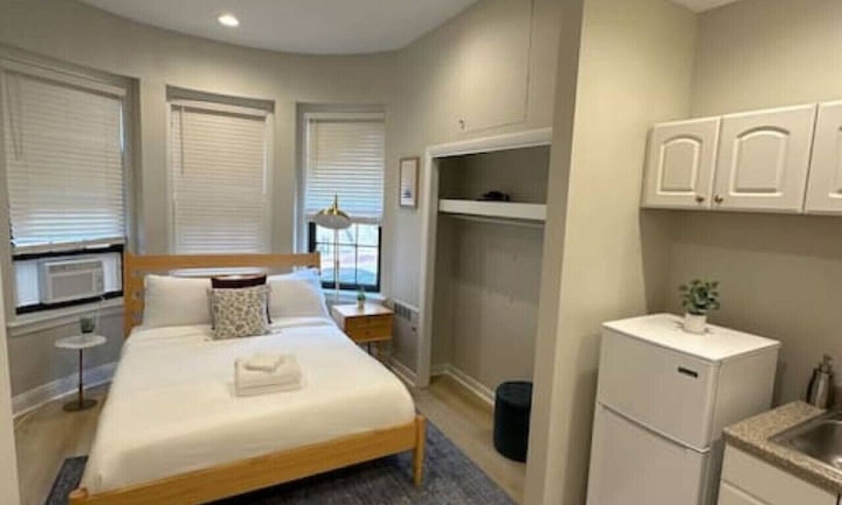Prudential - St. Botolph Apartment | Chic Metro South End Studio