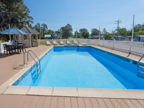 Chincoteague Hotel | Chincoteague Inn