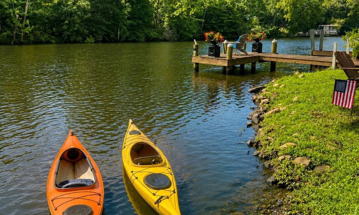 Greensboro Other | Choptank River waterfront 4 bed Farmhouse with camping on Eastern Shore Maryland