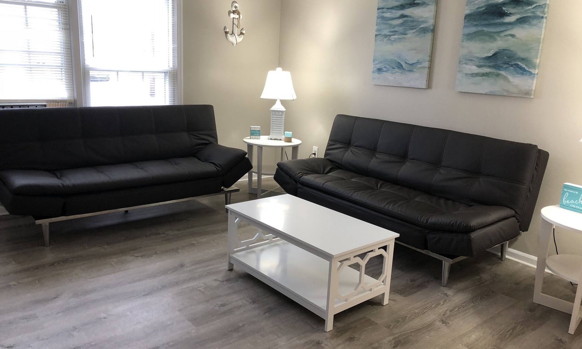 North End Condo | Close to Beach! Condo A