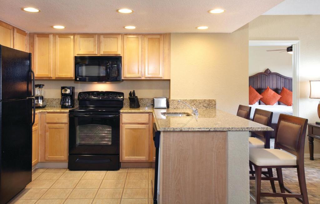 Survey Creek Resort | Club Wyndham Palm-Aire