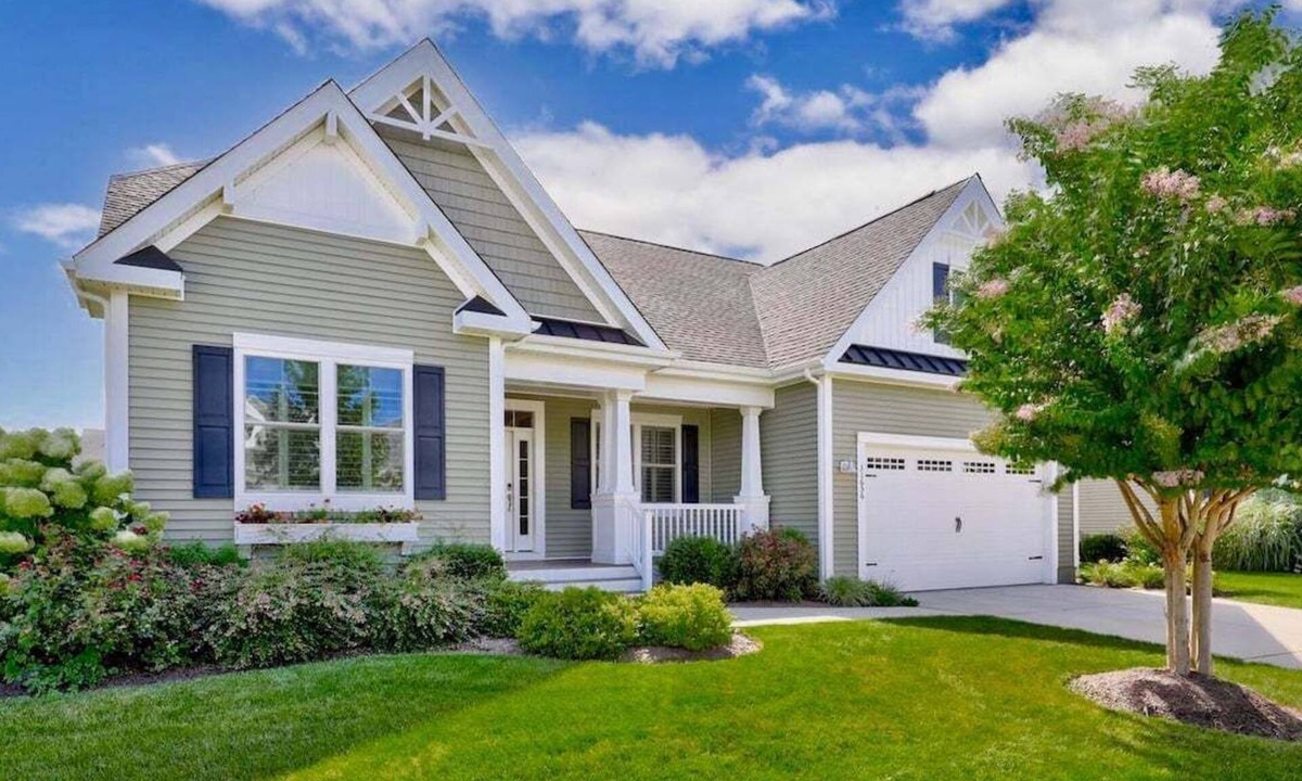 Lewes House | Coastal Club Community with Resort-Style Amenities
