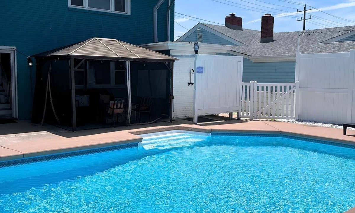 Willoughby Spit House | Coastal home w/pool, hot tub & fire pit