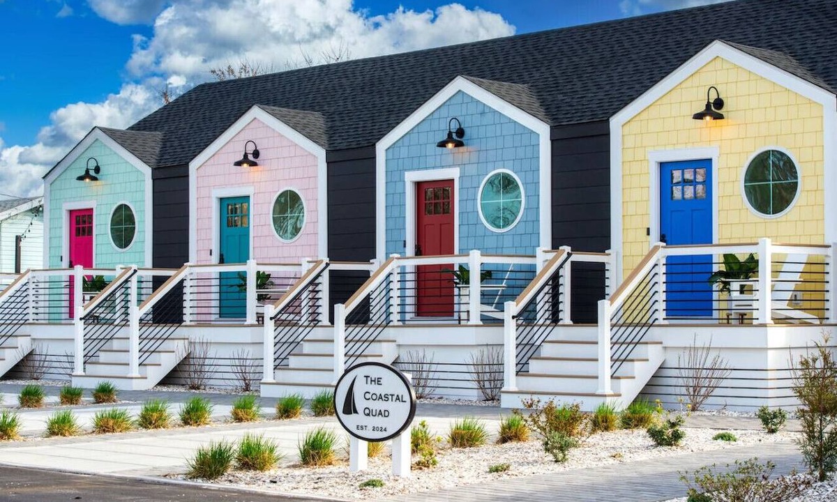 Villas Apartment | Coastal Quad: Hot Tubs | Mini Golf | Arcade | Gym