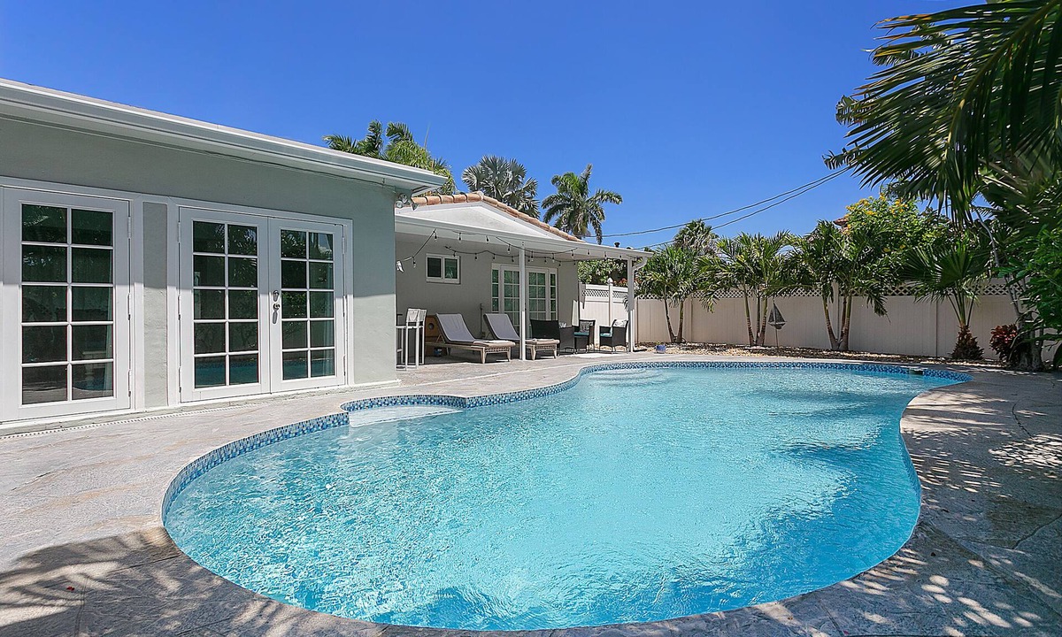 Deerfield Beach House | Coastal Style Pool House near the Beach