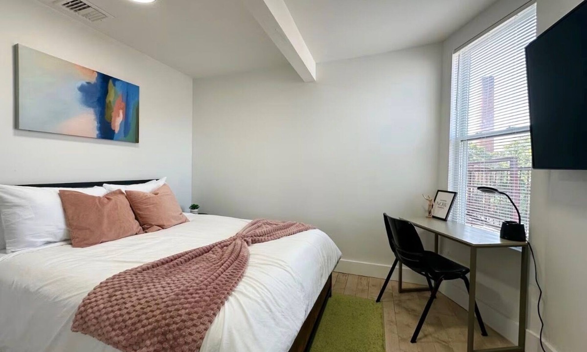Harrison Apartment | Comfy NJ 2BR Close to Airport, Dream Mall and NYC