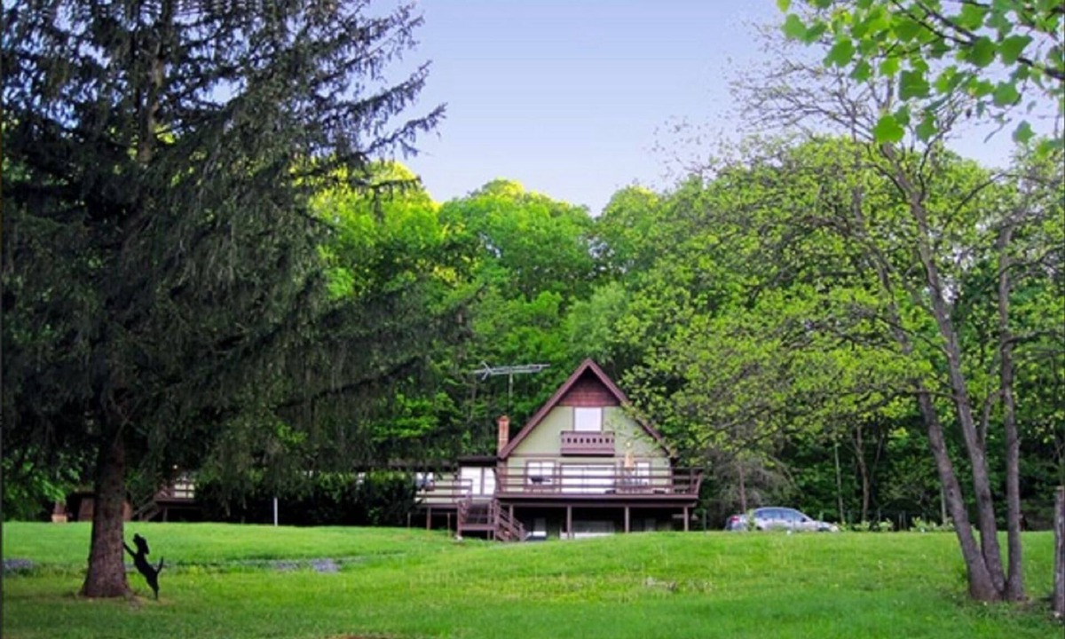 Rileyville Cabin | Competitive Prices, Beautiful Views, River, Fun Activities, Not Far from Dc