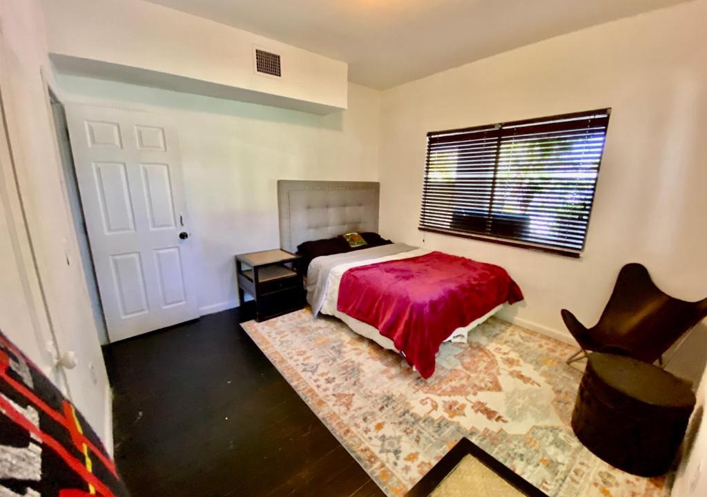 Little Haiti House | Cool & Cozy Homestay