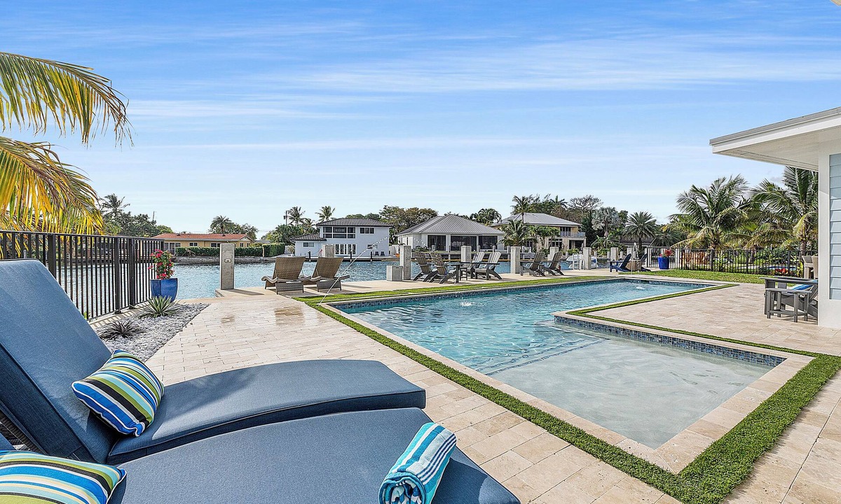 Coral Shores House | Coral Shores Waterfront Escape - Luxury Fort Lauderdale Living