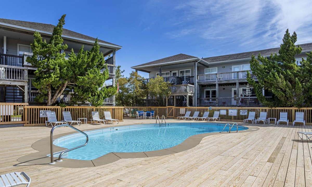 Ocean Sands Condo | Corolla Oceanside Condo Just steps from the Beach - sleeps 6
