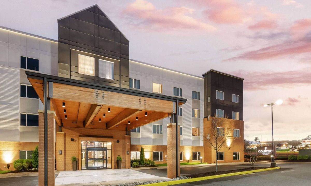 Charlottesville Hotel | Country Inn & Suites by Radisson, Charlottesville-UVA, VA