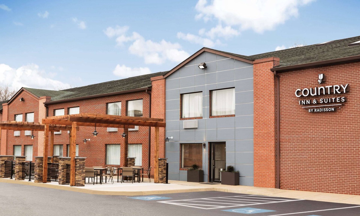 Dahlgren Hotel | Country Inn & Suites by Radisson, Dahlgren-King George, VA