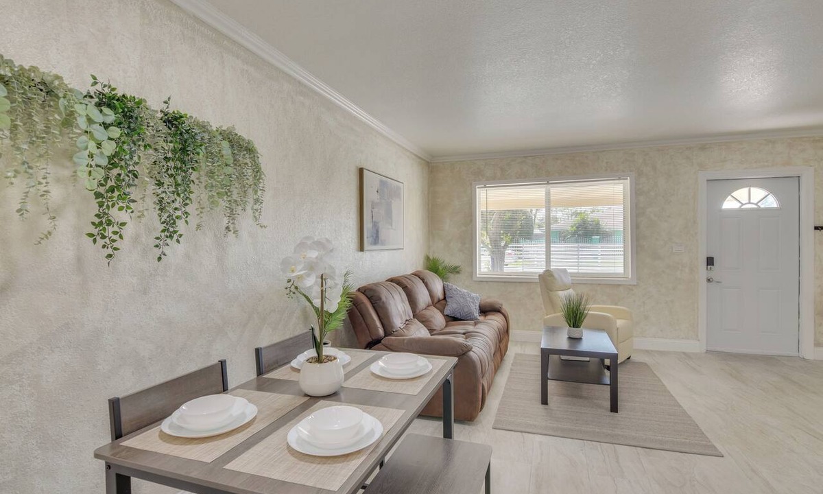 Miami Gardens Apartment | Couple’s Miami Escape 5 Mi to Hard Rock Stadium!