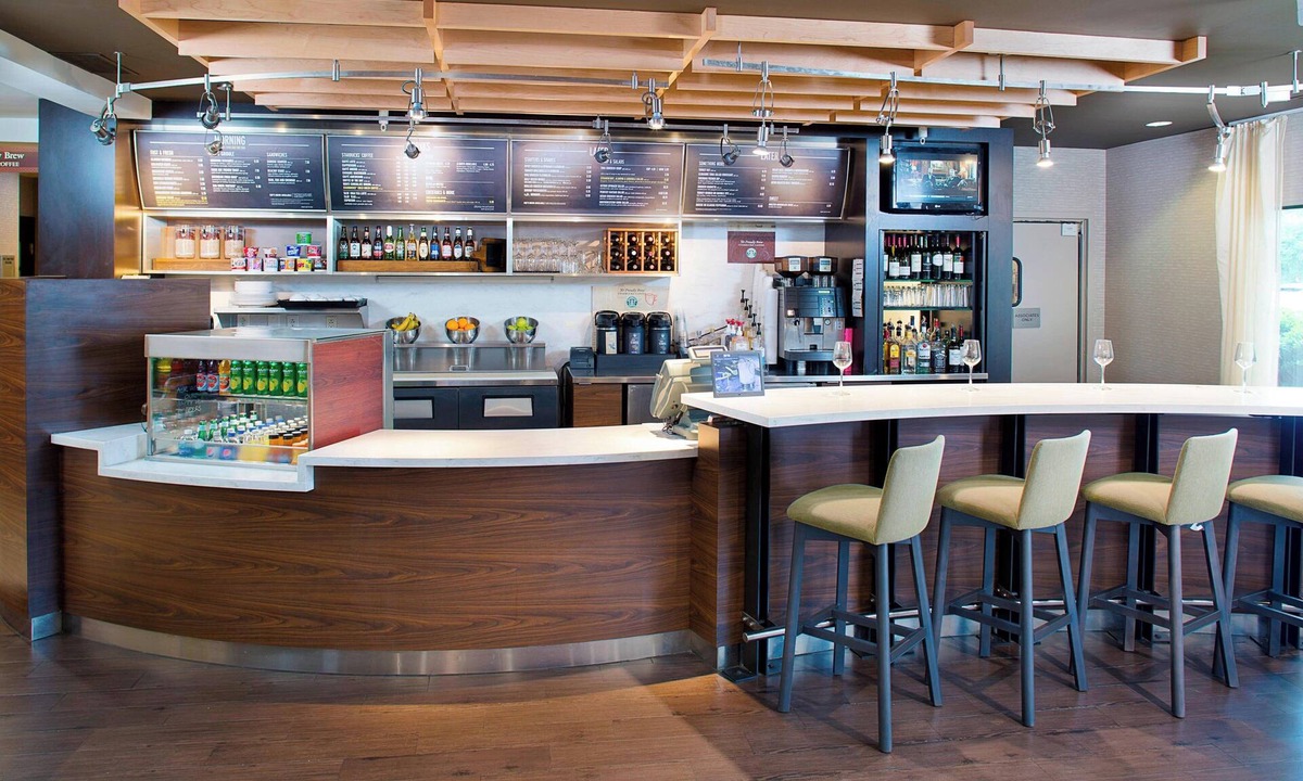 Sandston Hotel | Courtyard by Marriott Richmond Airport
