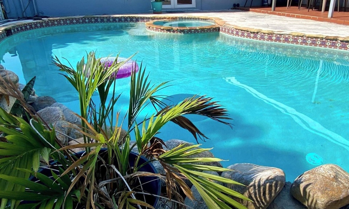 North Lauderdale House | Cozy 2-bedroom house in serene North Lauderdale with Pool