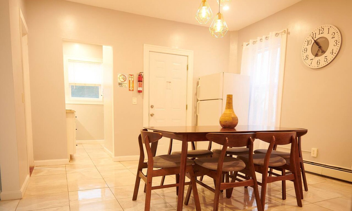 Smith Hill Apartment | Cozy apartment 2nd 10min Walk Downtown | City View