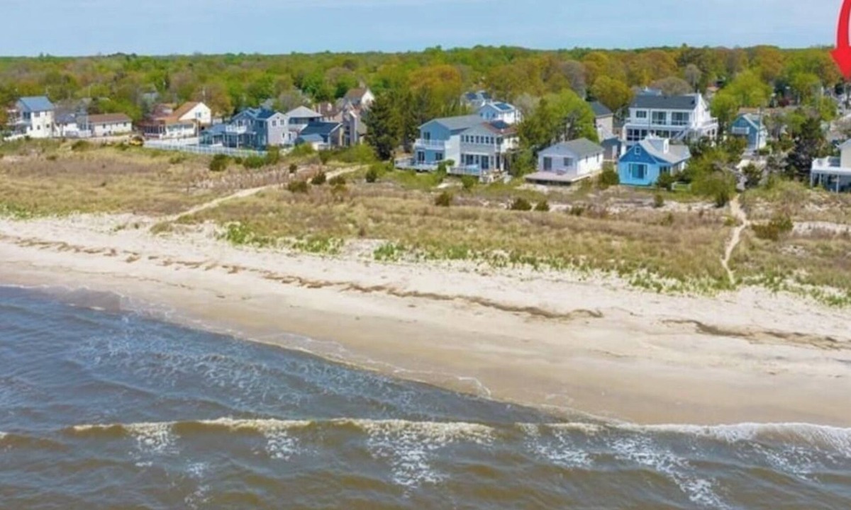 Villas House | Cozy beach retreat, 3-Bedroom Home in Villas, NJ, with the Best Sunsets!