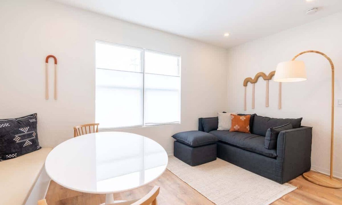 North Beach Apartment | Cozy Beachside Stay w/King Bed & Modern Comforts