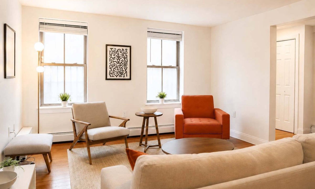 Harsimus Cove Apartment | Cozy Brownstone Retreat, Near PATH, NYC