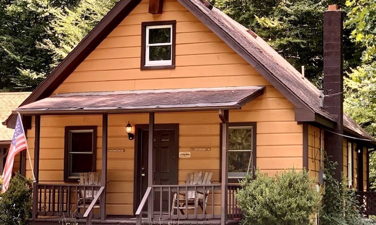 Mingo House | Cozy Cabin Ideal to Create New Family Memories in West Virginia