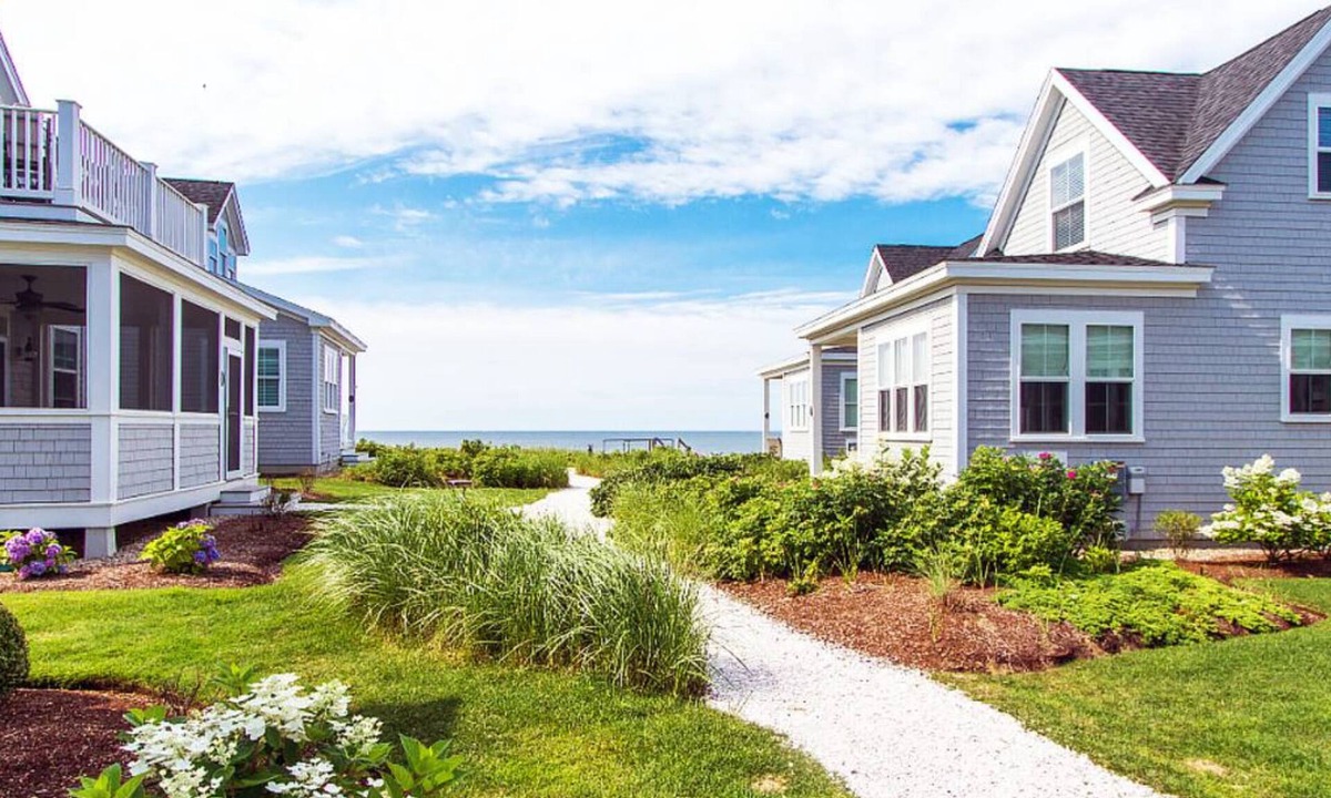 Dennis Port Cottage | Cozy Cape Cod Cottage - Private Pool & Beaches - Dennis Port, MA