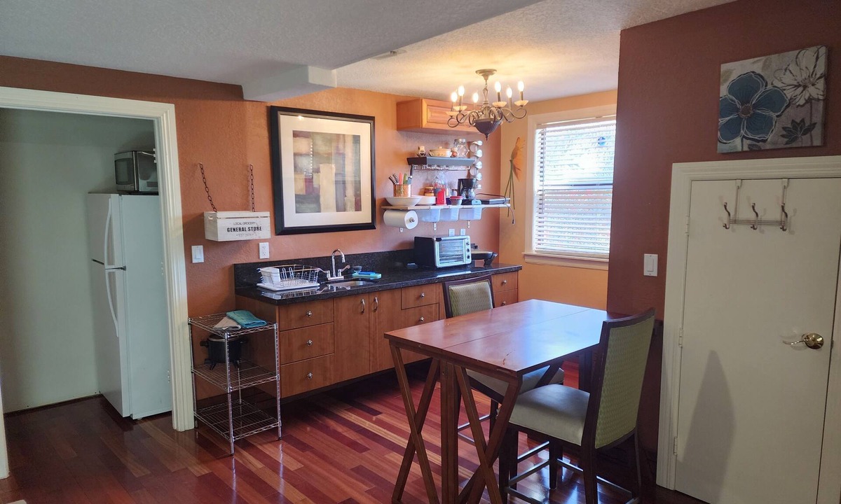 Plantation Apartment | Cozy Loft with WiFi/AC in charming Plantation