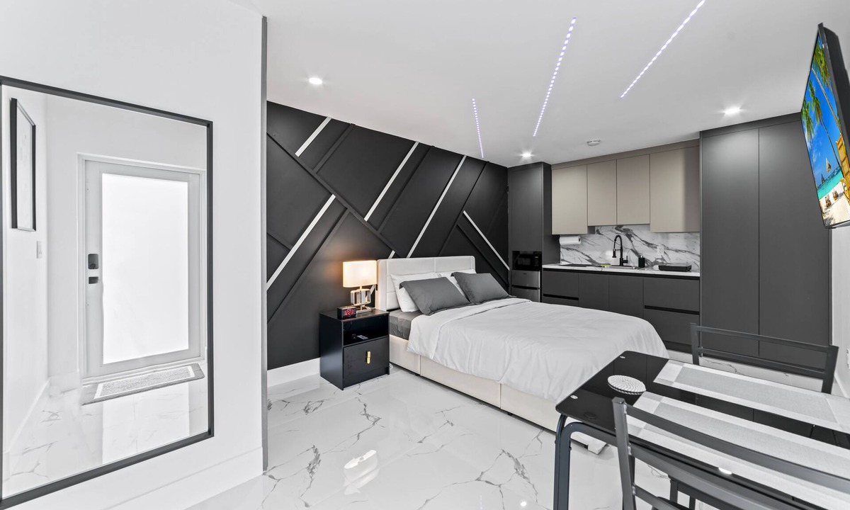 Richmond West Apartment | Cozy Luxury Room. Luxurious studio retreat with sleek design.