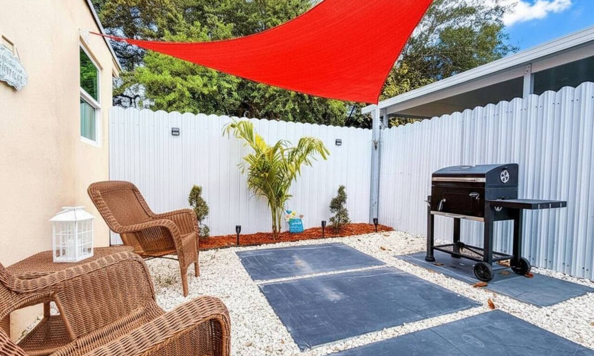 Opa-Locka House | Cozy Private Studio Parking and BBQ